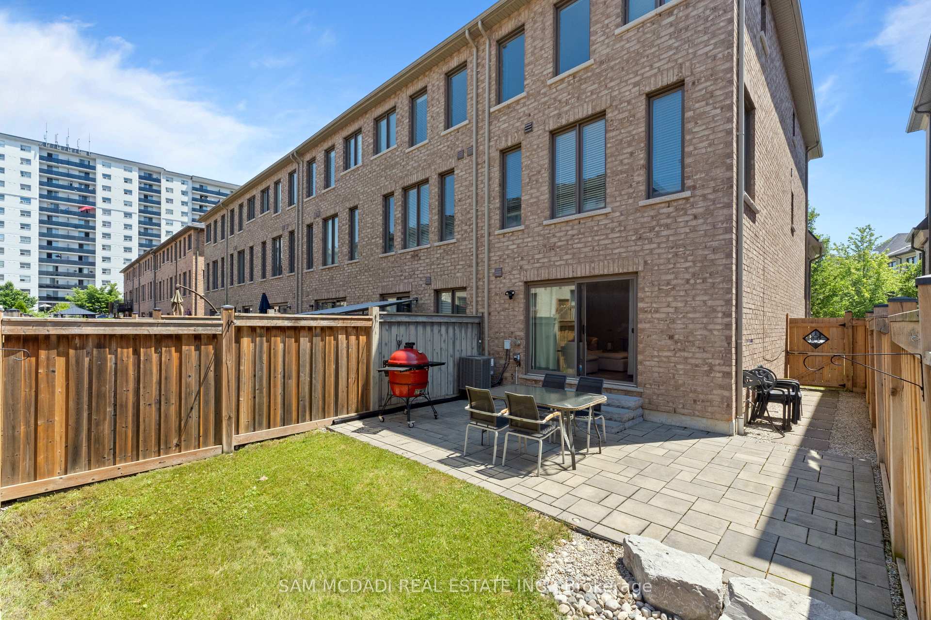 Photo 26 of 1120 Beachcomber Road, Mississauga, Lakeview — HOMEH