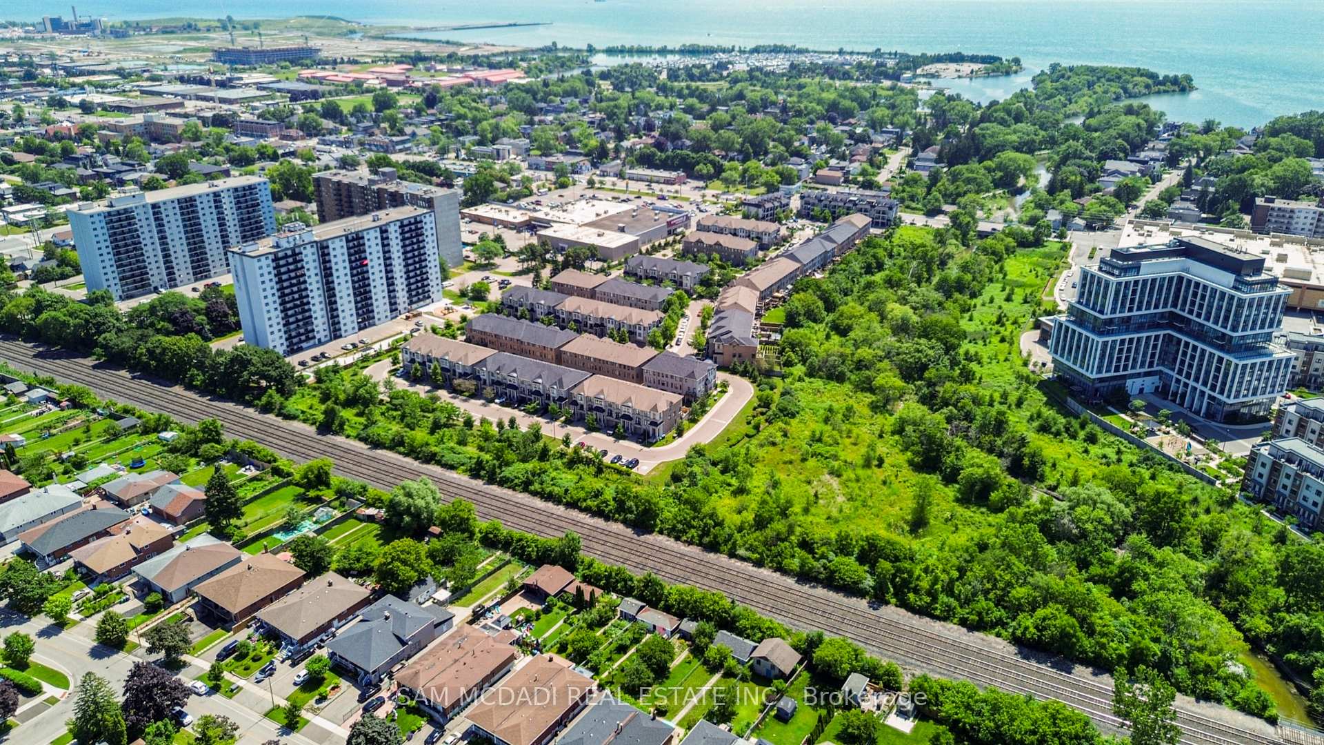 Photo 34 of 1120 Beachcomber Road, Mississauga, Lakeview — HOMEH