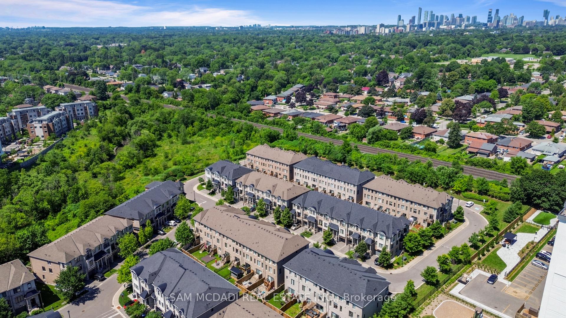 Photo 35 of 1120 Beachcomber Road, Mississauga, Lakeview — HOMEH