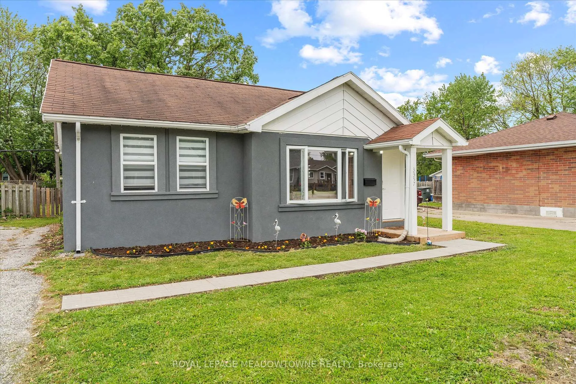 Photo 2 of 3357 Bliss Road, Windsor — HOMEH
