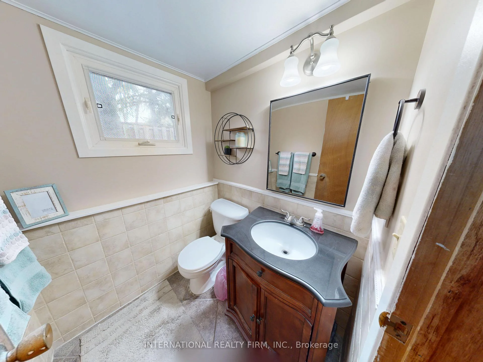 Photo 19 of 9 Vaughan Avenue, Port Hope — HOMEH
