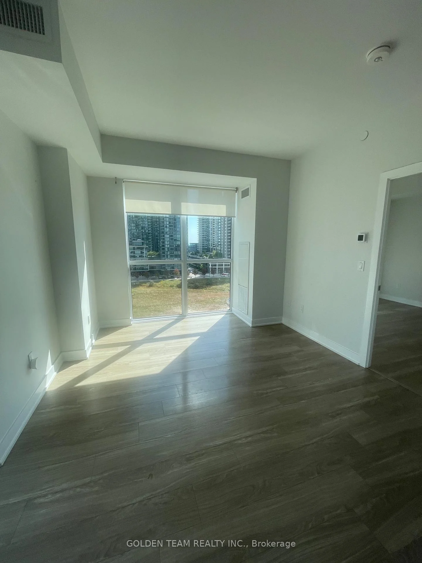 Photo 7 of Unit 809, 430 Square One Drive, Mississauga, Creditview — HOMEH