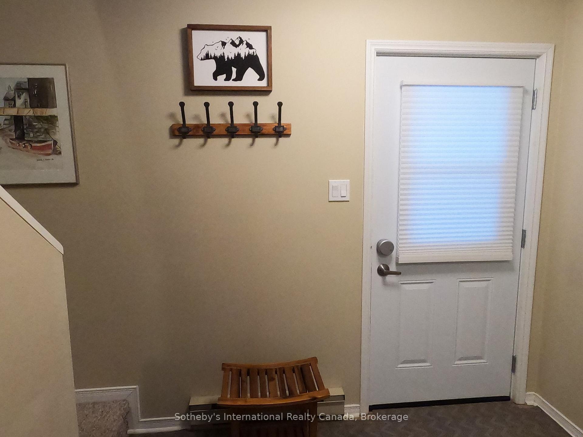 Photo 3 of 362 Mariners Way, Collingwood — HOMEH