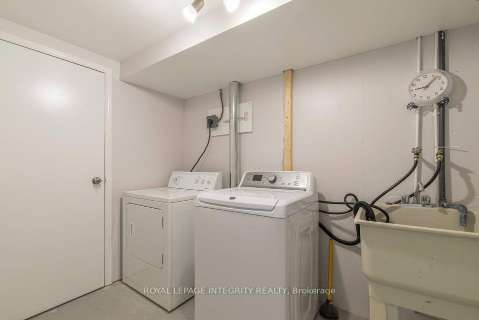 Photo 12 of Unit B, 892 Baseline Road, Ottawa, City View/Skyline/Fisher Heights/Parkwood Hills — HOMEH