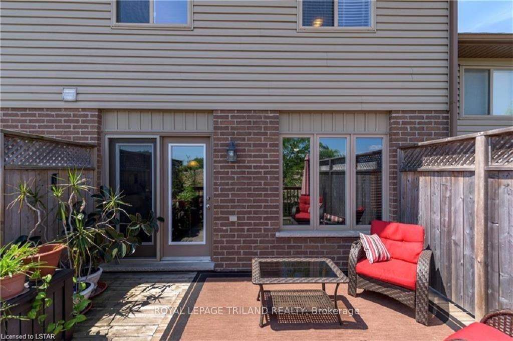 Photo 36 of Unit 4, 2635 Bateman Trail, London, South W — HOMEH