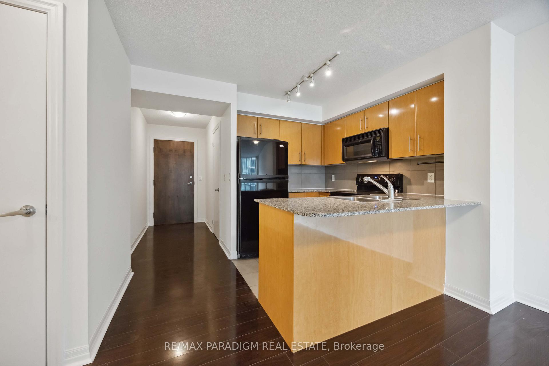 Photo 17 of Unit 1713, 16 Yonge Street, Toronto, Waterfront Communities — HOMEH