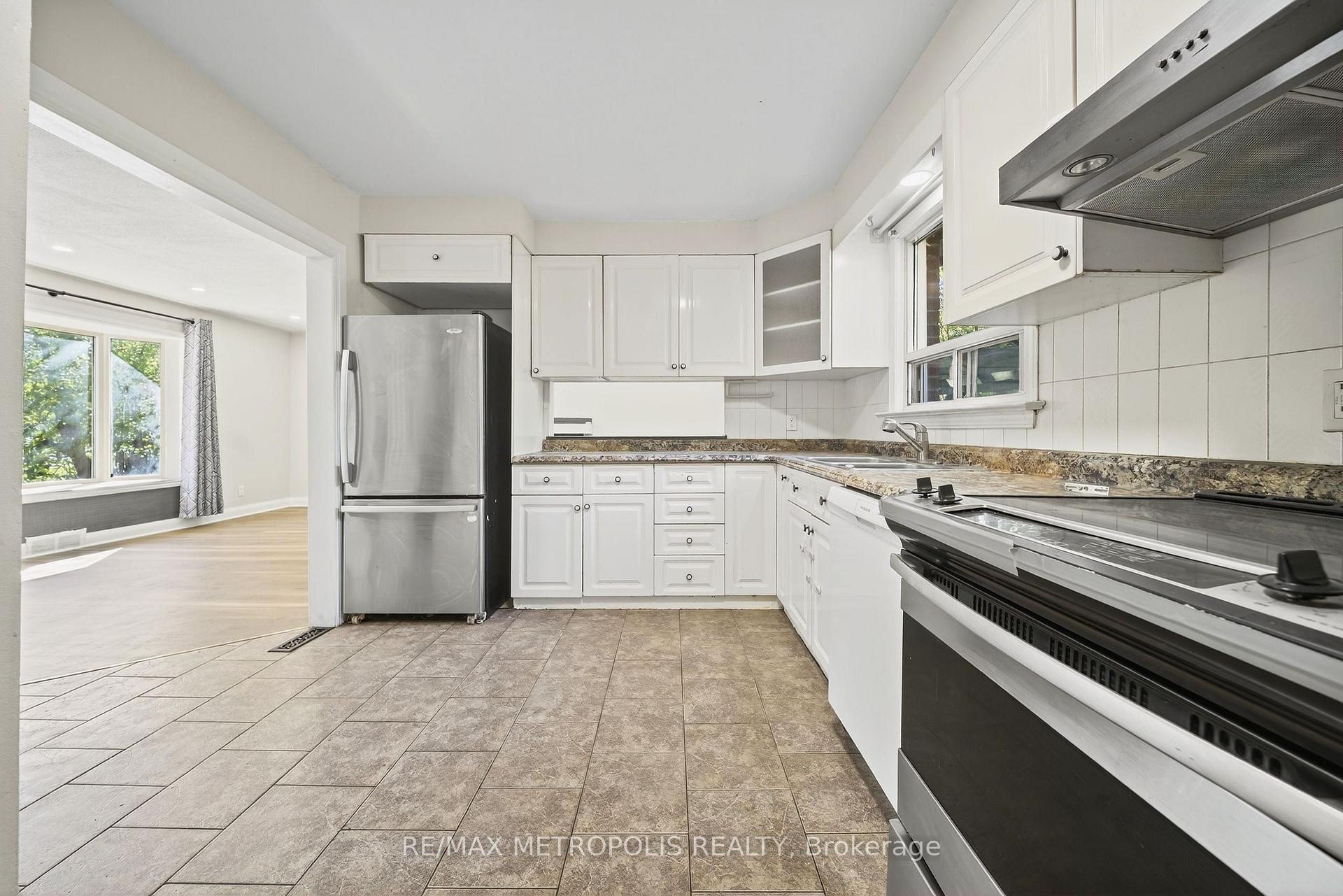 Photo 16 of Unit Main, 78 Harold Street, Brampton, Downtown Brampton — HOMEH