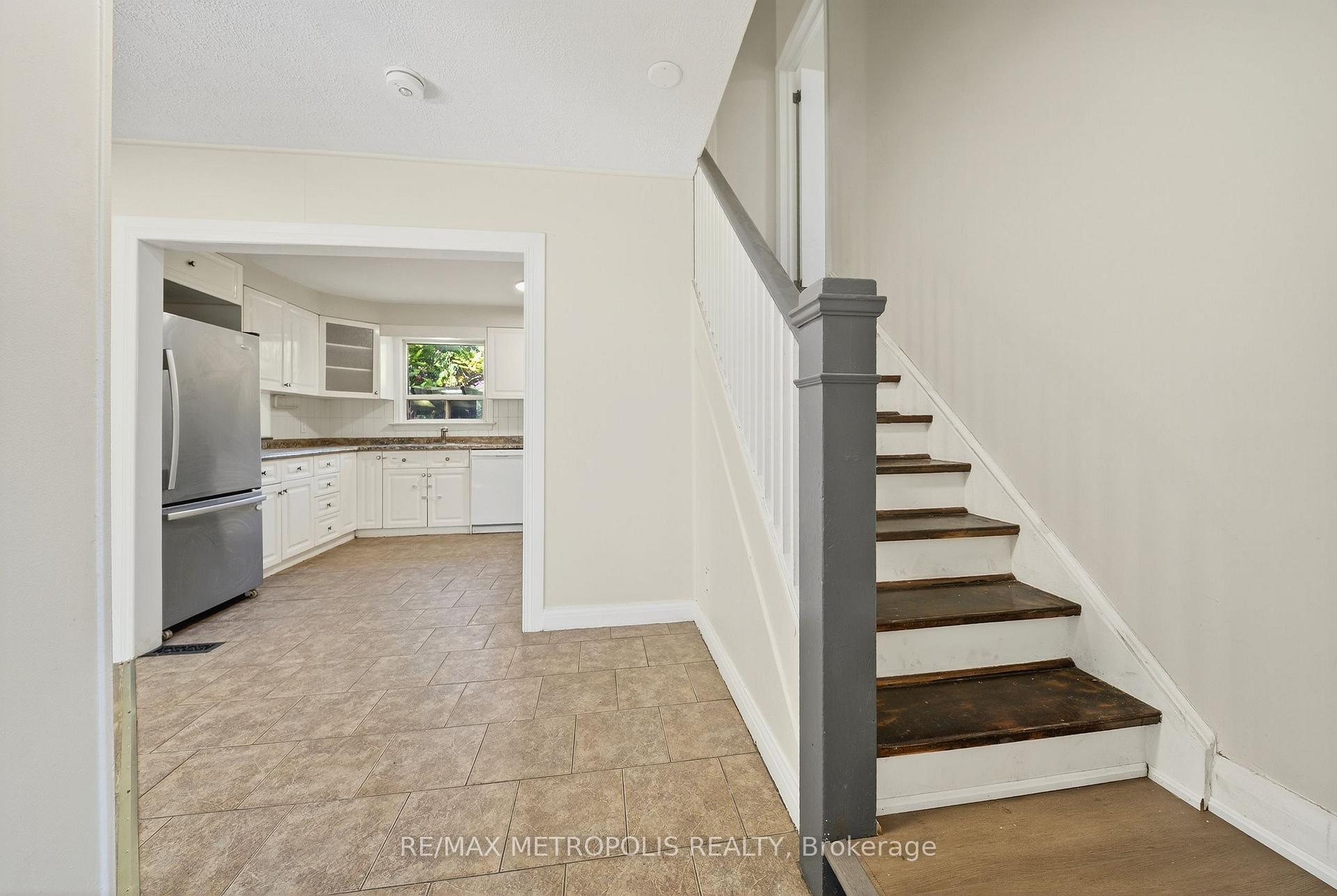 Photo 18 of Unit Main, 78 Harold Street, Brampton, Downtown Brampton — HOMEH