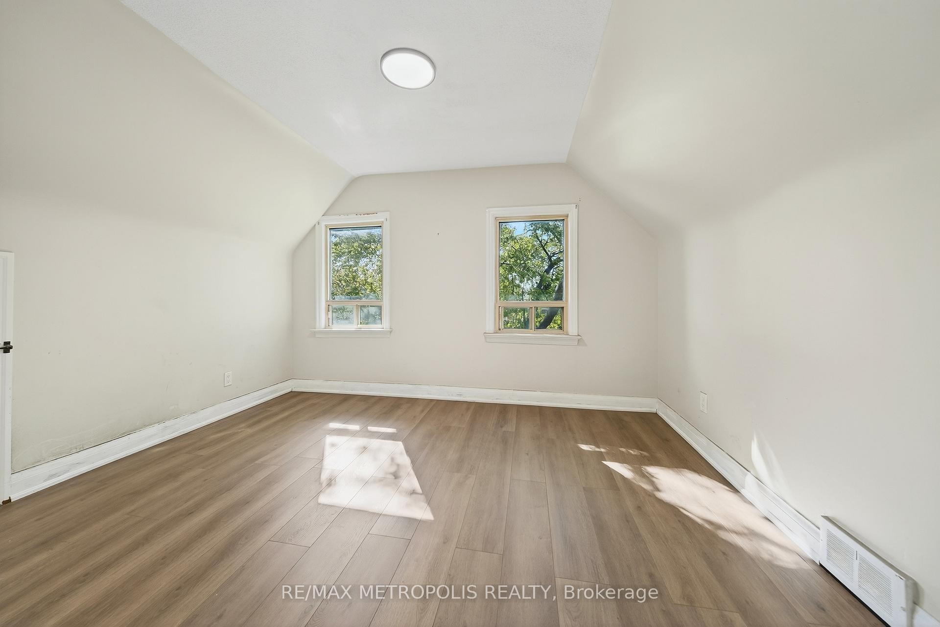 Photo 25 of Unit Main, 78 Harold Street, Brampton, Downtown Brampton — HOMEH