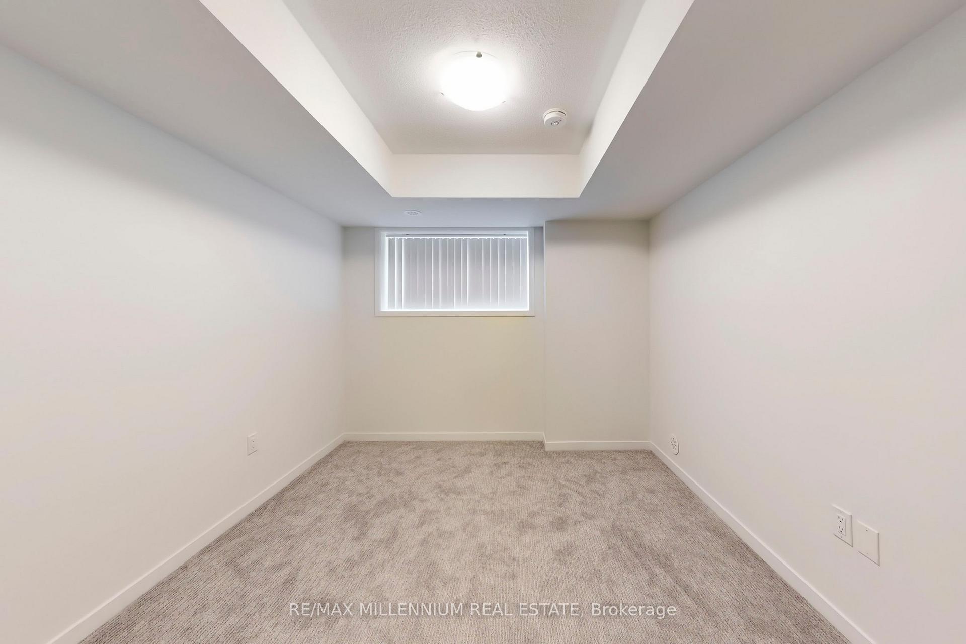 Photo 24 of Unit TH 350, 100 Honeycrisp Crescent, Vaughan, Vaughan Corporate Centre — HOMEH
