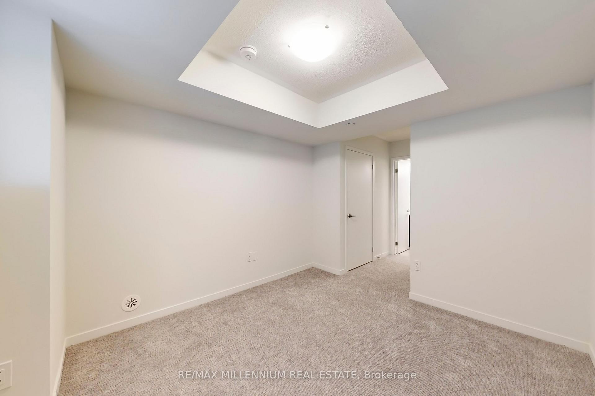 Photo 25 of Unit TH 350, 100 Honeycrisp Crescent, Vaughan, Vaughan Corporate Centre — HOMEH
