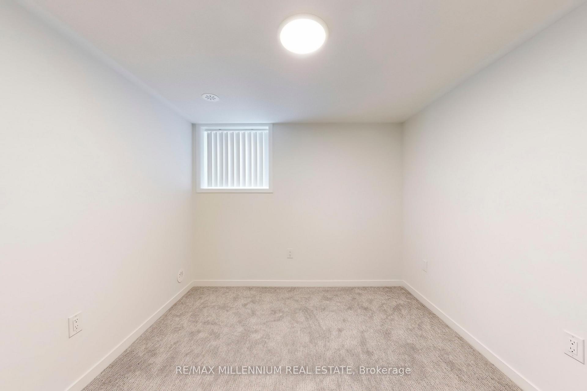 Photo 29 of Unit TH 350, 100 Honeycrisp Crescent, Vaughan, Vaughan Corporate Centre — HOMEH