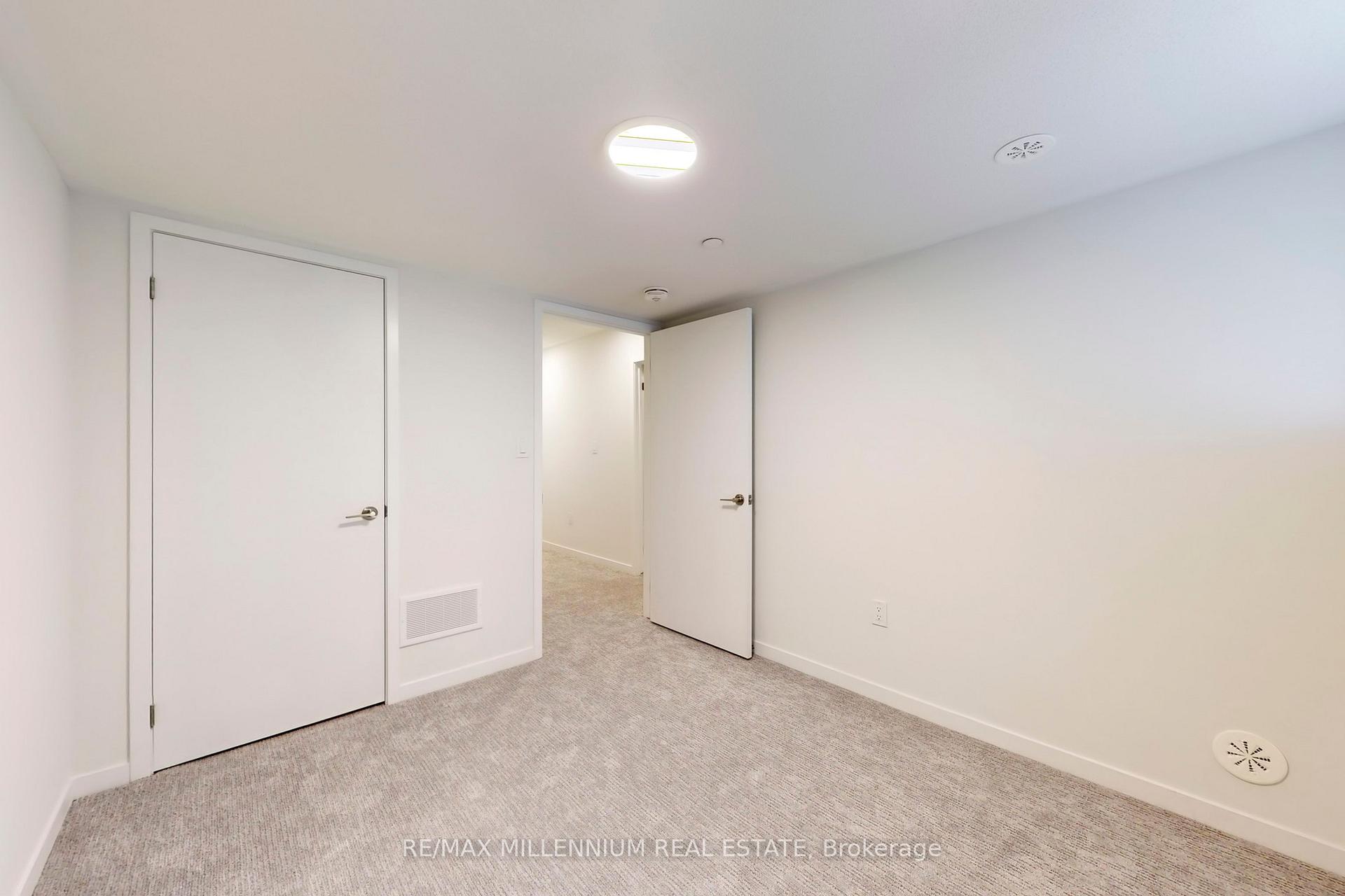 Photo 30 of Unit TH 350, 100 Honeycrisp Crescent, Vaughan, Vaughan Corporate Centre — HOMEH