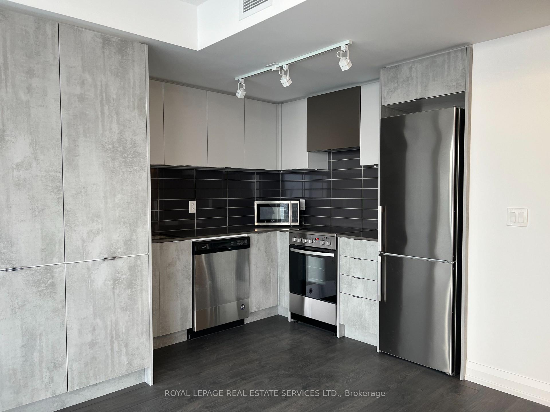 Photo 5 of Unit 2908, 30 Gibbs Road, Etobicoke, Islington-City Centre West — HOMEH