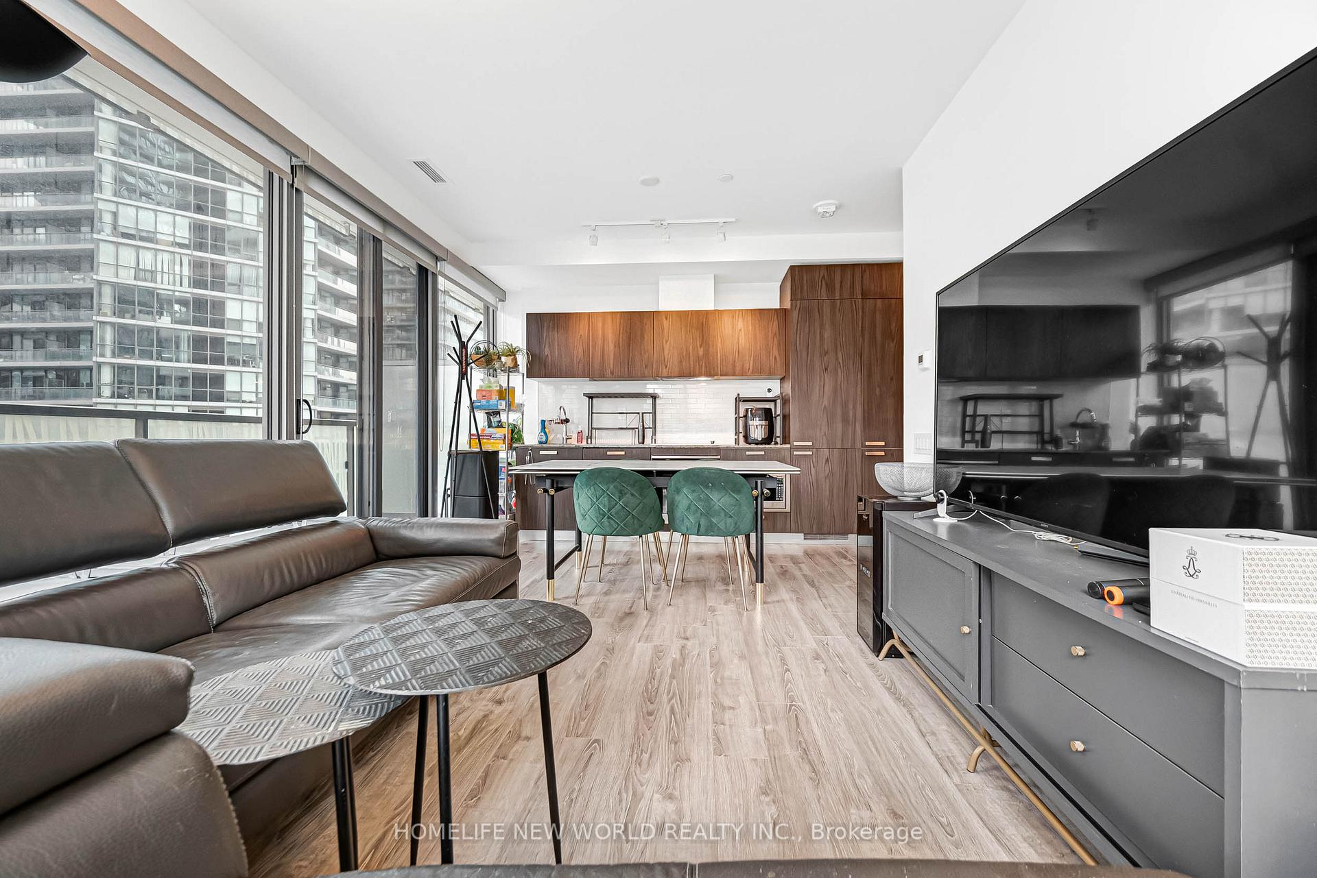 Photo 17 of Unit 1103, 50 Charles Street E, Toronto, Church-Yonge Corridor — HOMEH