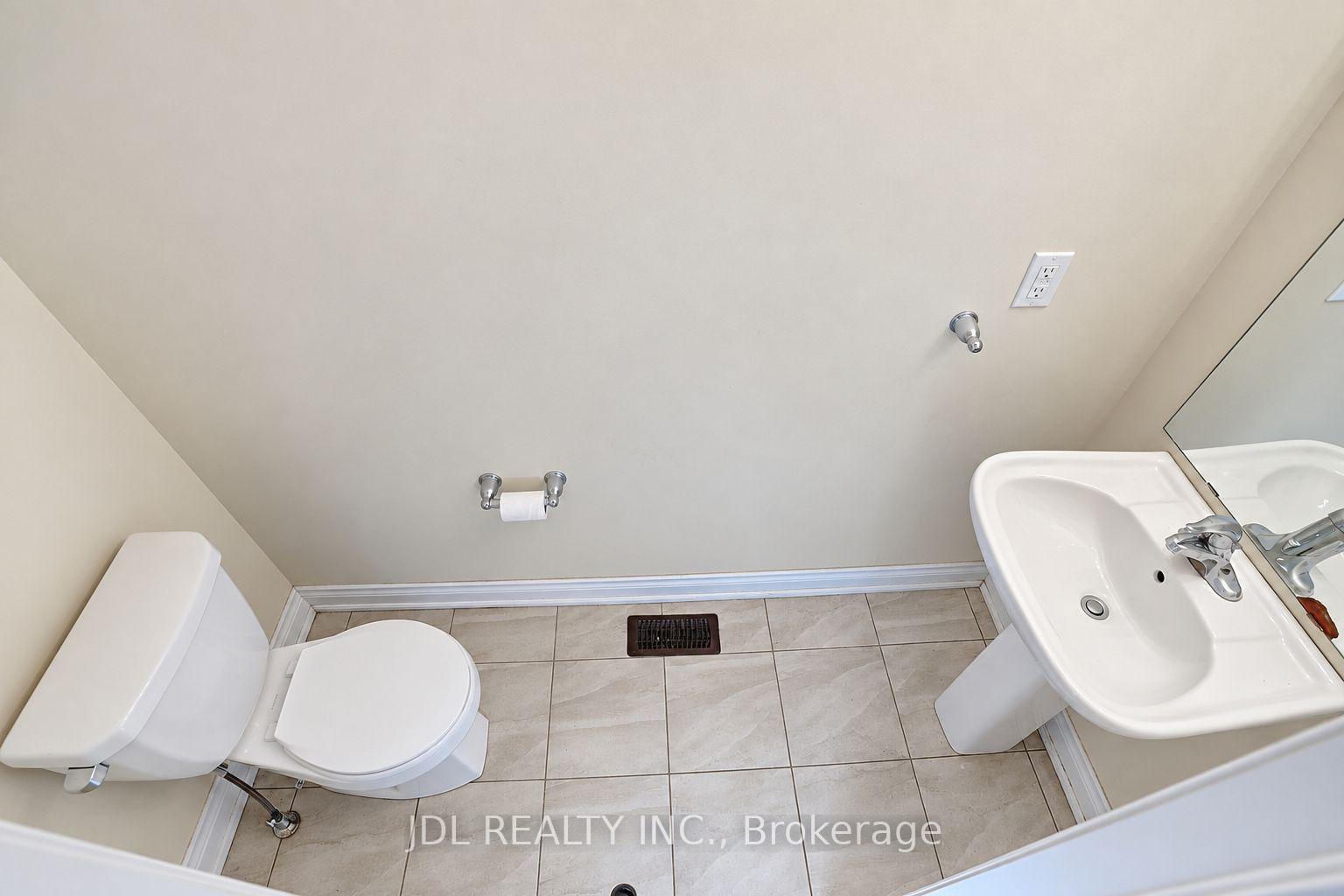 Photo 10 of 54 Mohandas Drive, Markham, Cedarwood — HOMEH