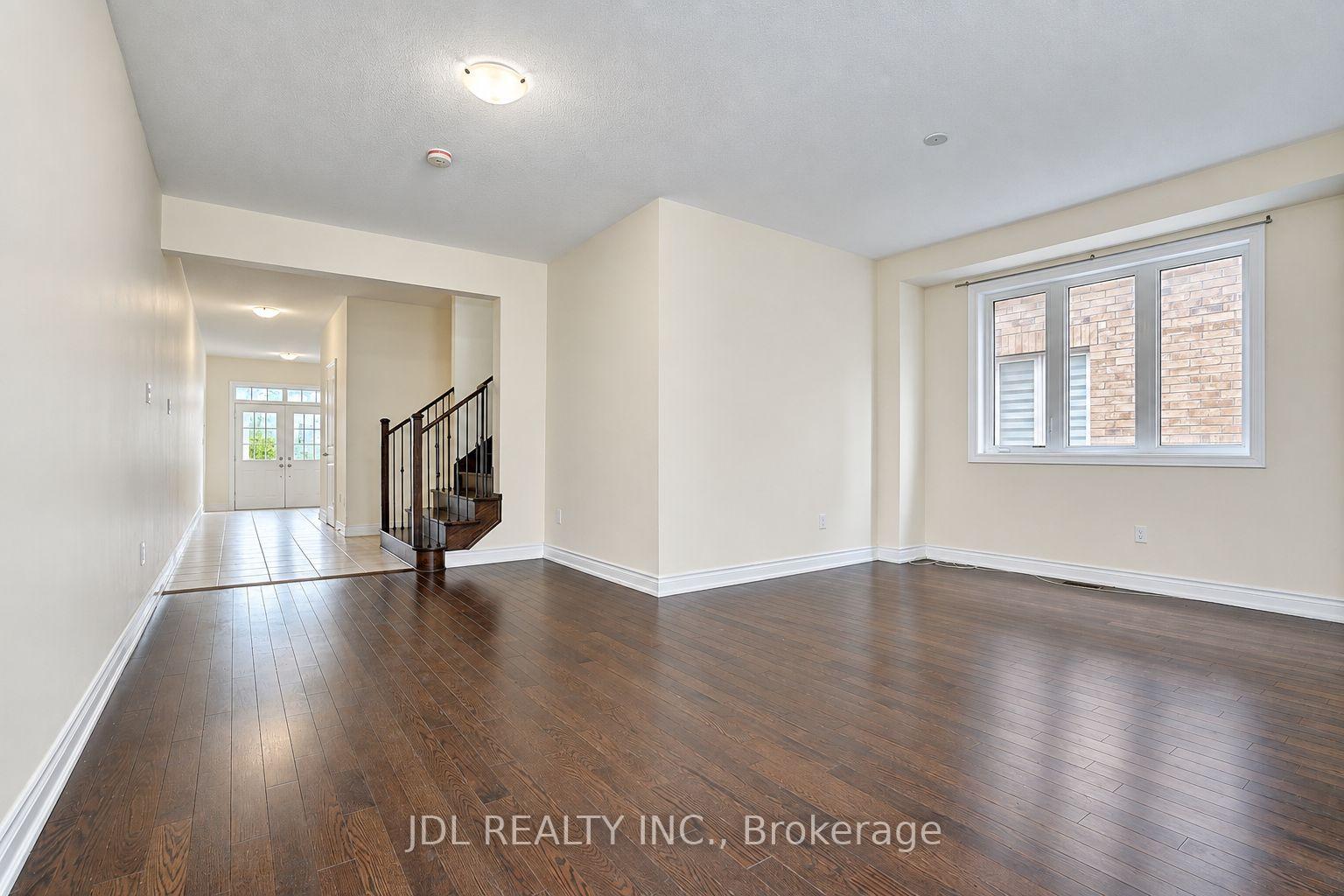 Photo 16 of 54 Mohandas Drive, Markham, Cedarwood — HOMEH