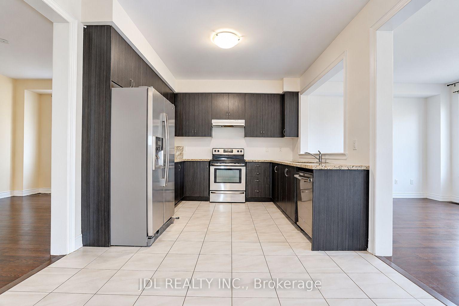 Photo 21 of 54 Mohandas Drive, Markham, Cedarwood — HOMEH