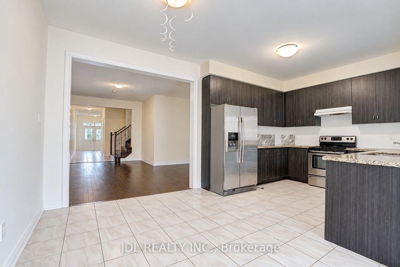 Photo 23 of 54 Mohandas Drive, Markham, Cedarwood — HOMEH
