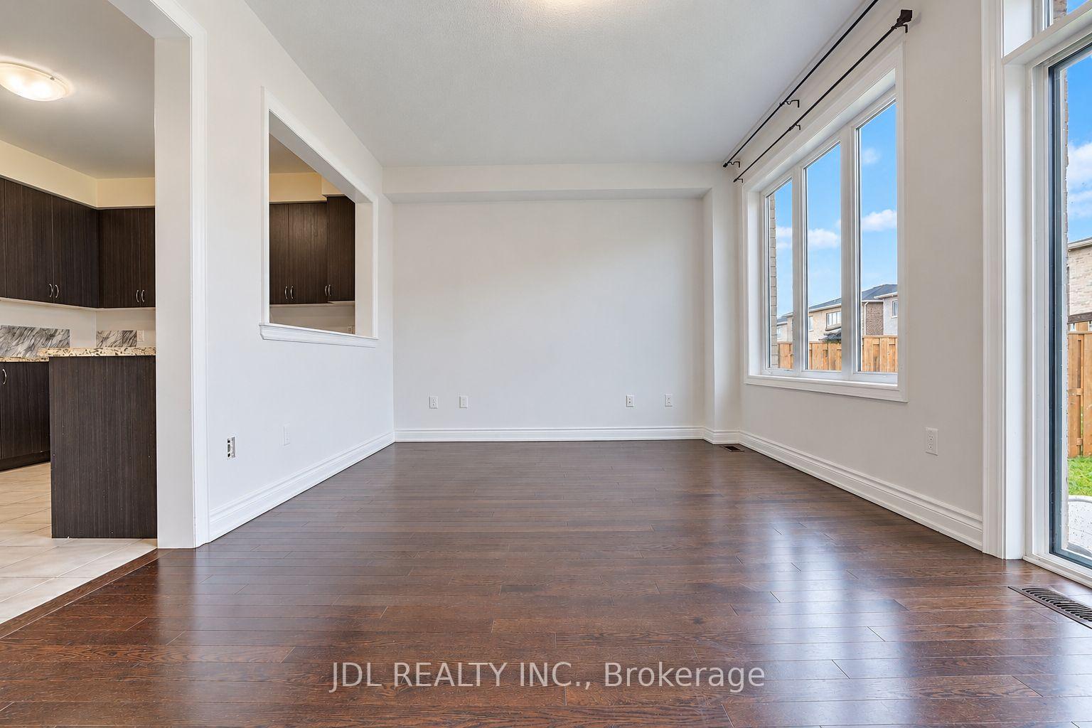 Photo 26 of 54 Mohandas Drive, Markham, Cedarwood — HOMEH