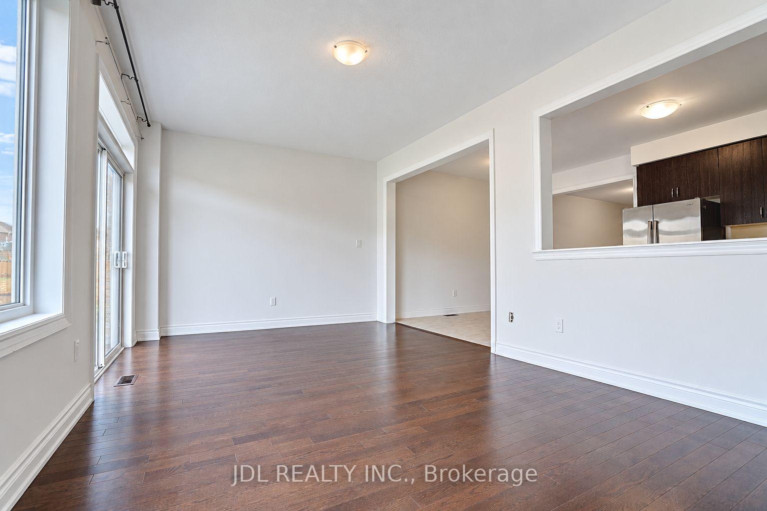 Photo 29 of 54 Mohandas Drive, Markham, Cedarwood — HOMEH