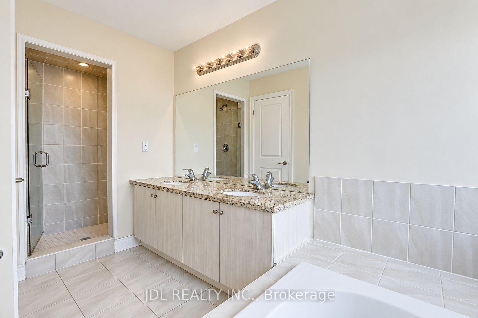 Photo 38 of 54 Mohandas Drive, Markham, Cedarwood — HOMEH
