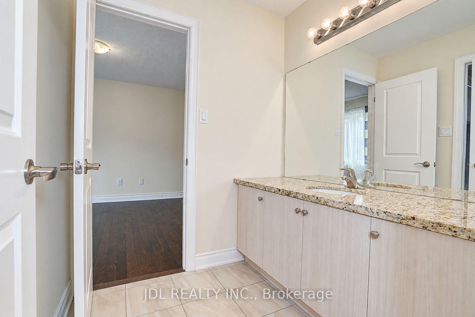 Photo 42 of 54 Mohandas Drive, Markham, Cedarwood — HOMEH