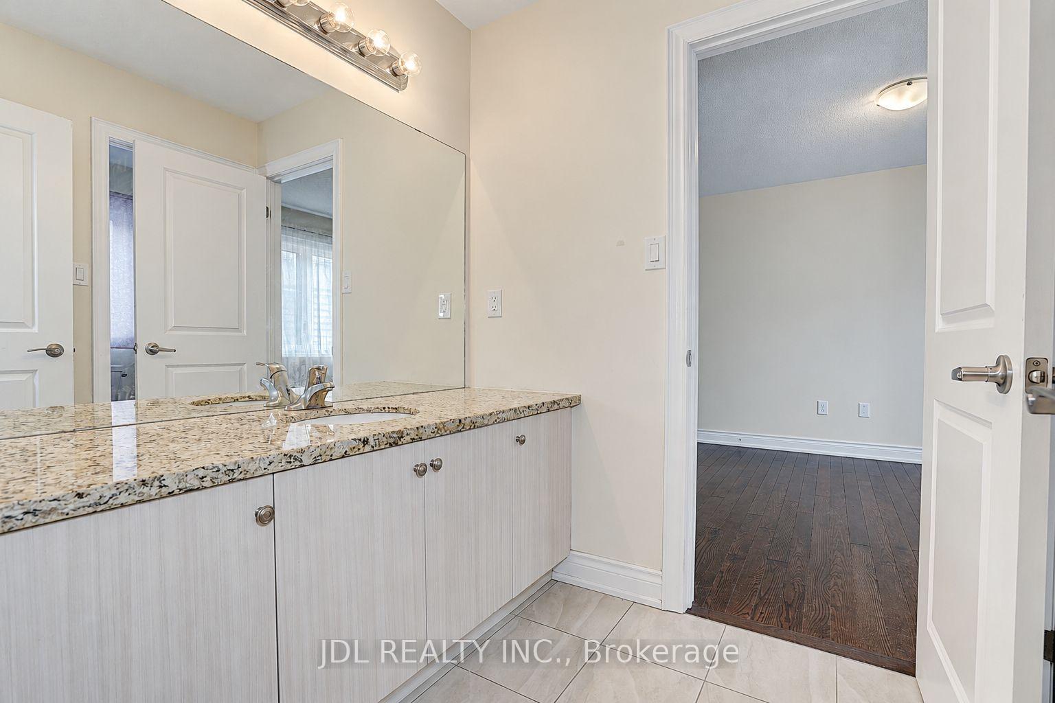 Photo 43 of 54 Mohandas Drive, Markham, Cedarwood — HOMEH