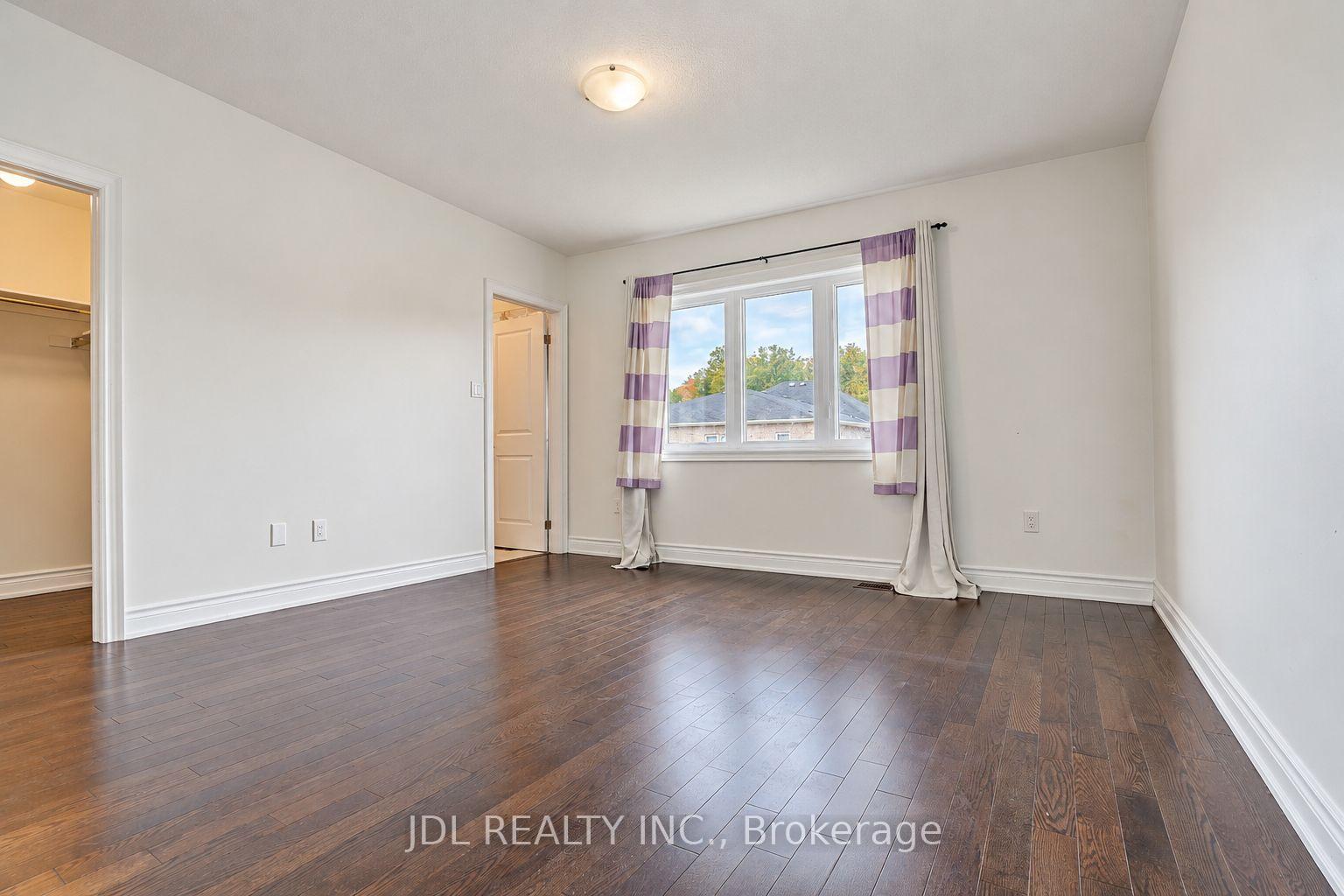 Photo 46 of 54 Mohandas Drive, Markham, Cedarwood — HOMEH
