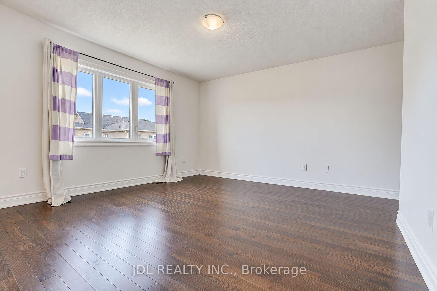 Photo 48 of 54 Mohandas Drive, Markham, Cedarwood — HOMEH