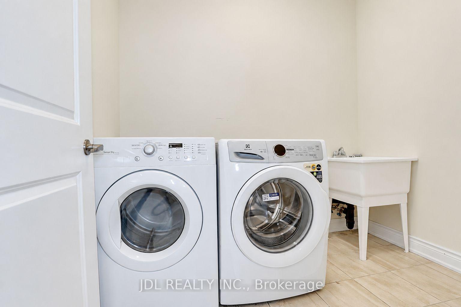 Photo 50 of 54 Mohandas Drive, Markham, Cedarwood — HOMEH