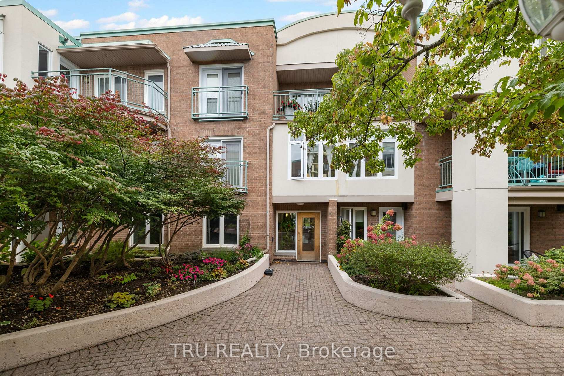 Photo of Unit 408A, 62 Donald Street