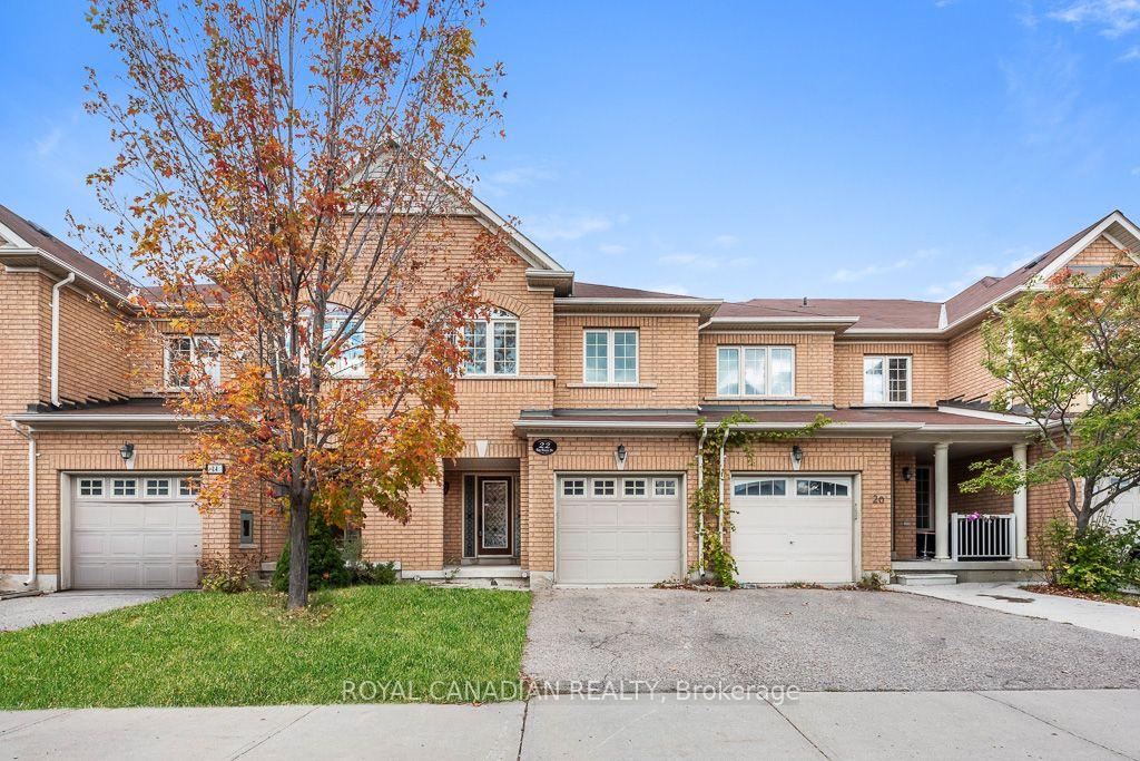 Photo 3 of 22 Bay Breeze Drive, Brampton, Sandringham-Wellington — HOMEH