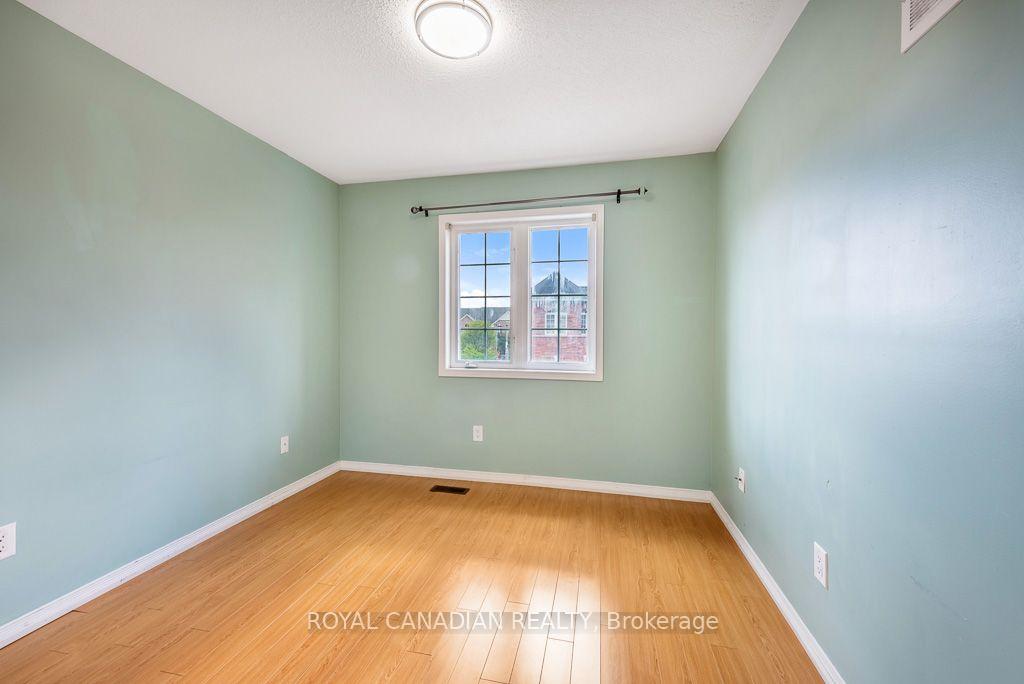 Photo 25 of 22 Bay Breeze Drive, Brampton, Sandringham-Wellington — HOMEH