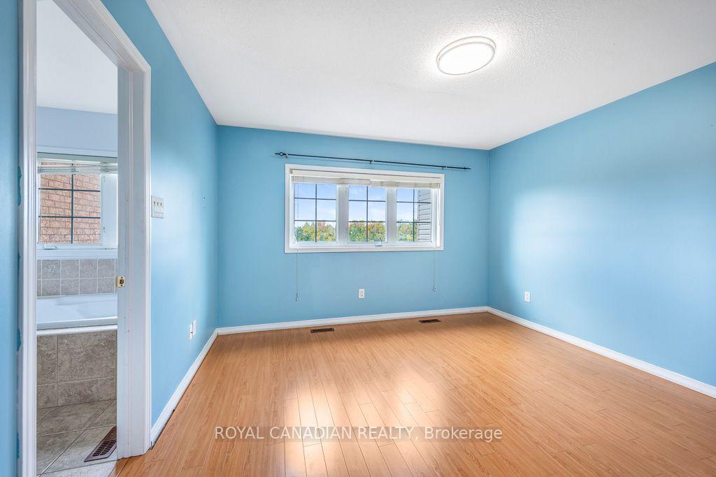 Photo 29 of 22 Bay Breeze Drive, Brampton, Sandringham-Wellington — HOMEH
