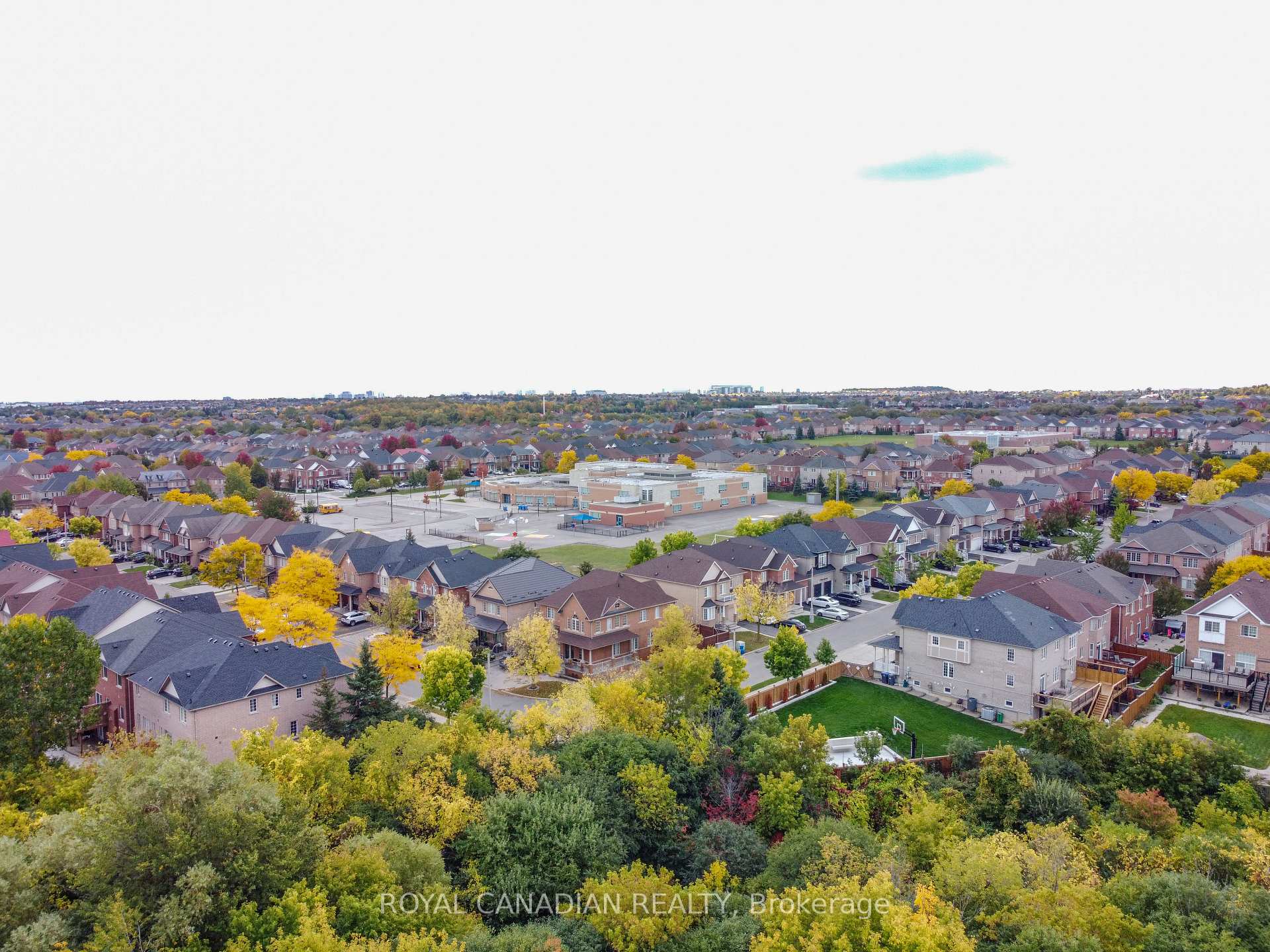 Photo 48 of 22 Bay Breeze Drive, Brampton, Sandringham-Wellington — HOMEH