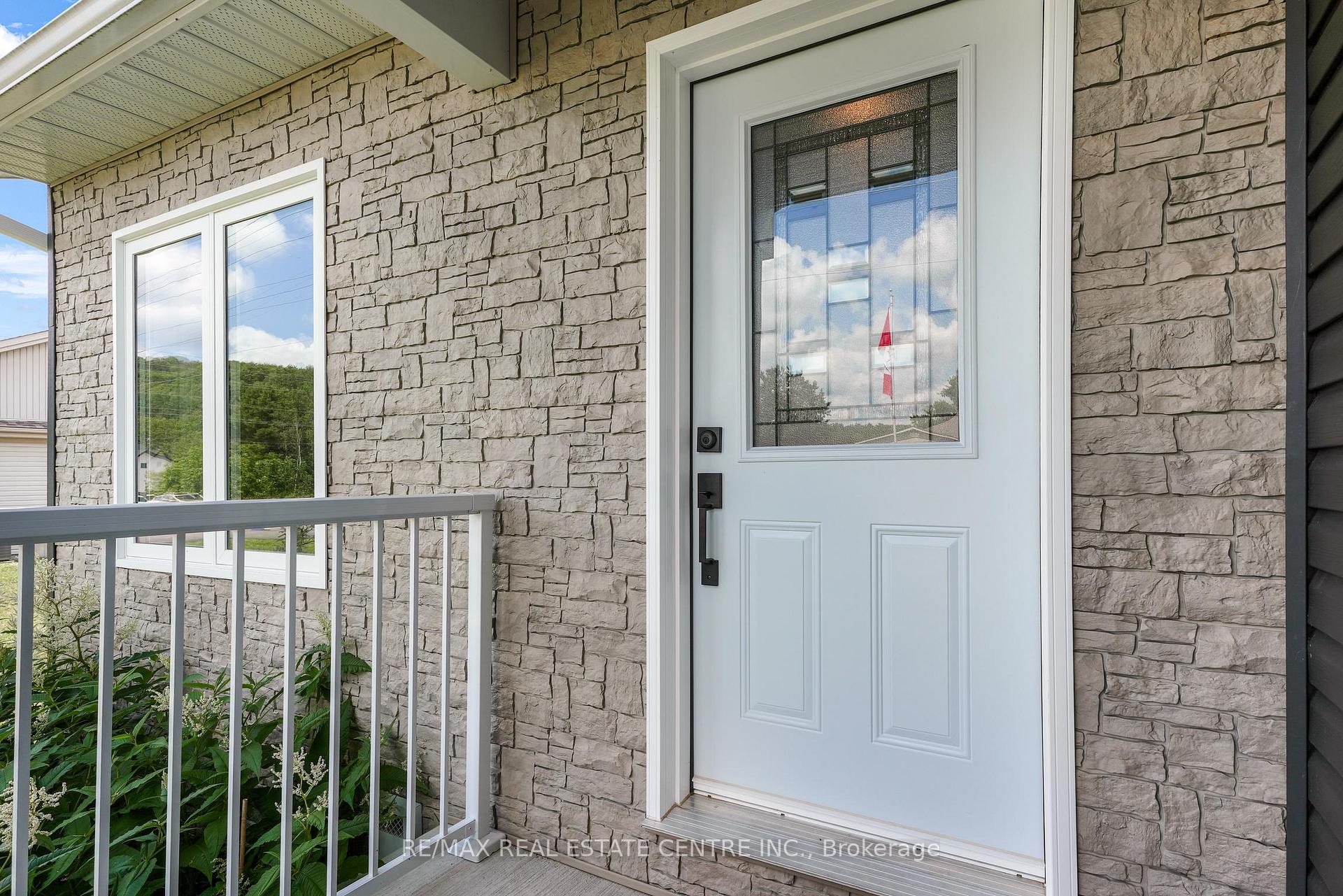 Photo 5 of 16 Williams Drive, Bancroft, Bancroft Ward — HOMEH