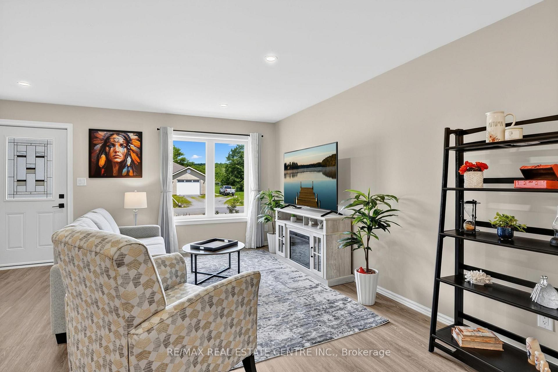 Photo 8 of 16 Williams Drive, Bancroft, Bancroft Ward — HOMEH