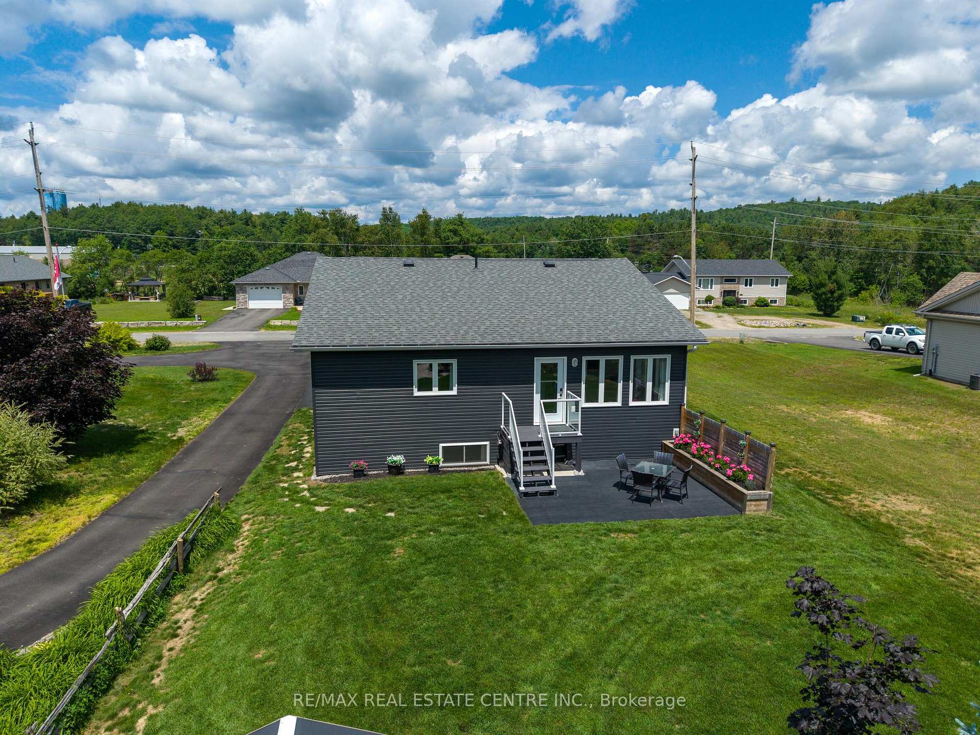 Photo 41 of 16 Williams Drive, Bancroft, Bancroft Ward — HOMEH