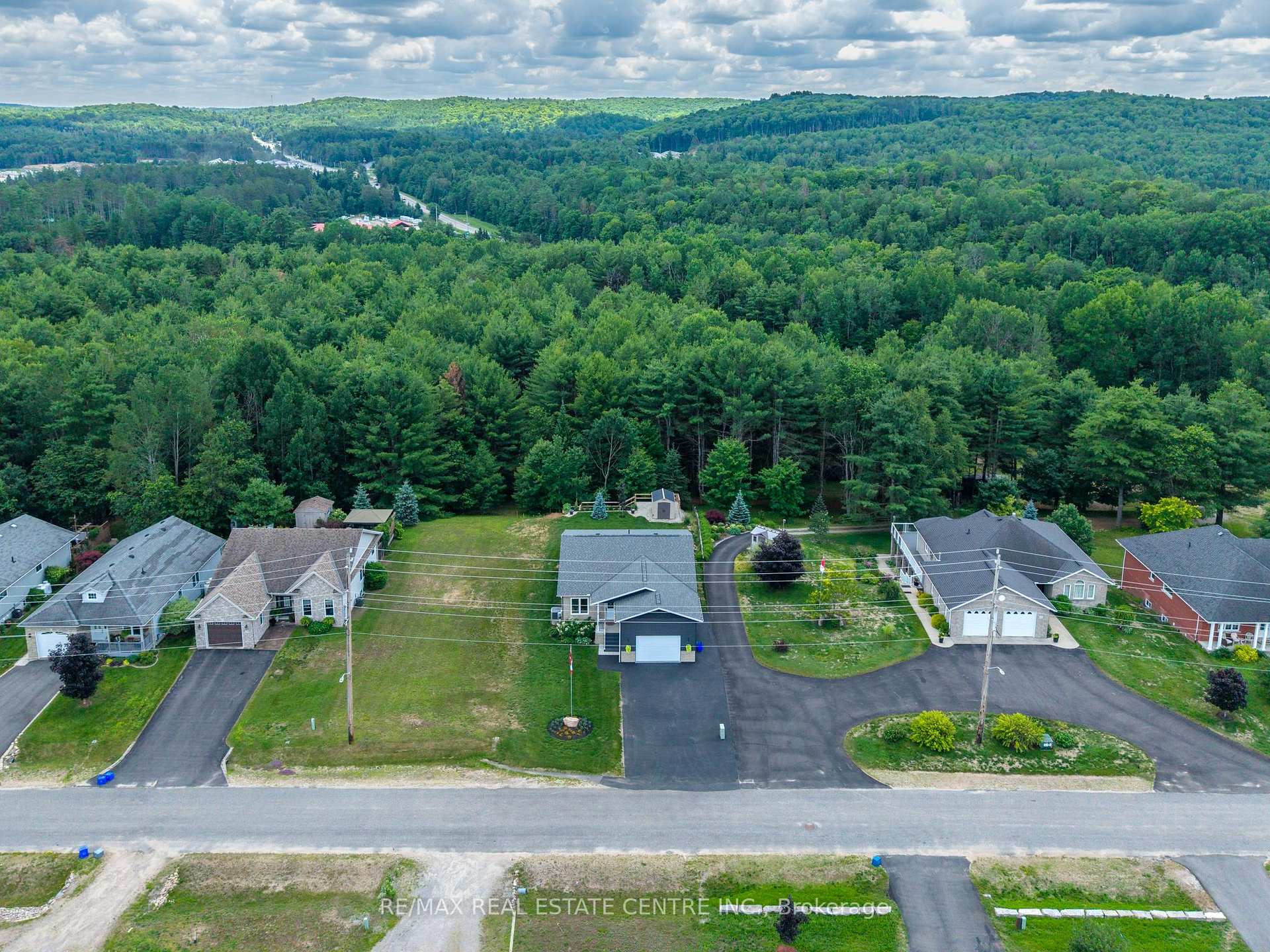 Photo 42 of 16 Williams Drive, Bancroft, Bancroft Ward — HOMEH