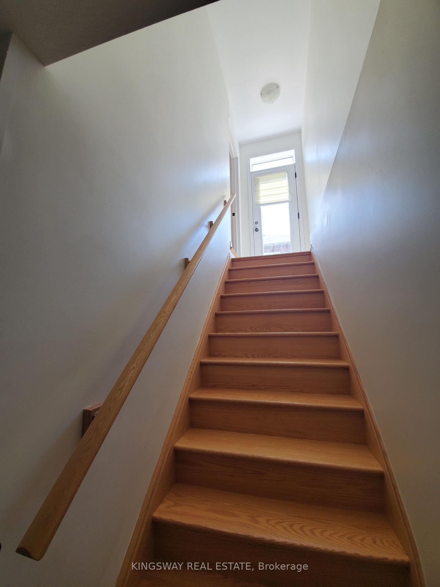 Photo 23 of 593 Remembrance Road, Brampton, Northwest Brampton — HOMEH