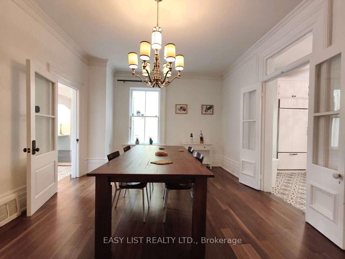 Photo 12 of 133 Main Street, Markham, Unionville — HOMEH