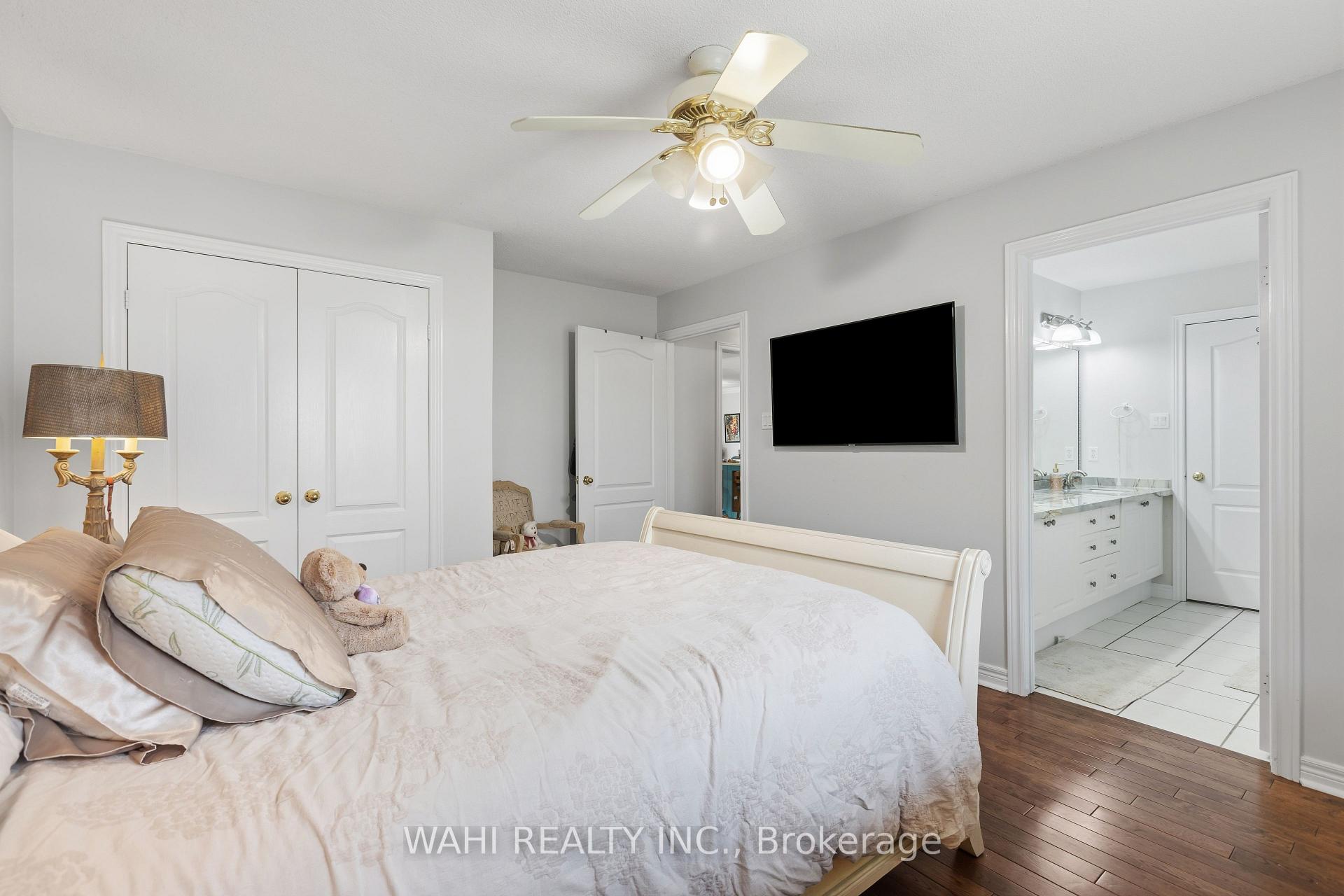 Photo 18 of 982 Glen View Avenue, Burlington, LaSalle — HOMEH
