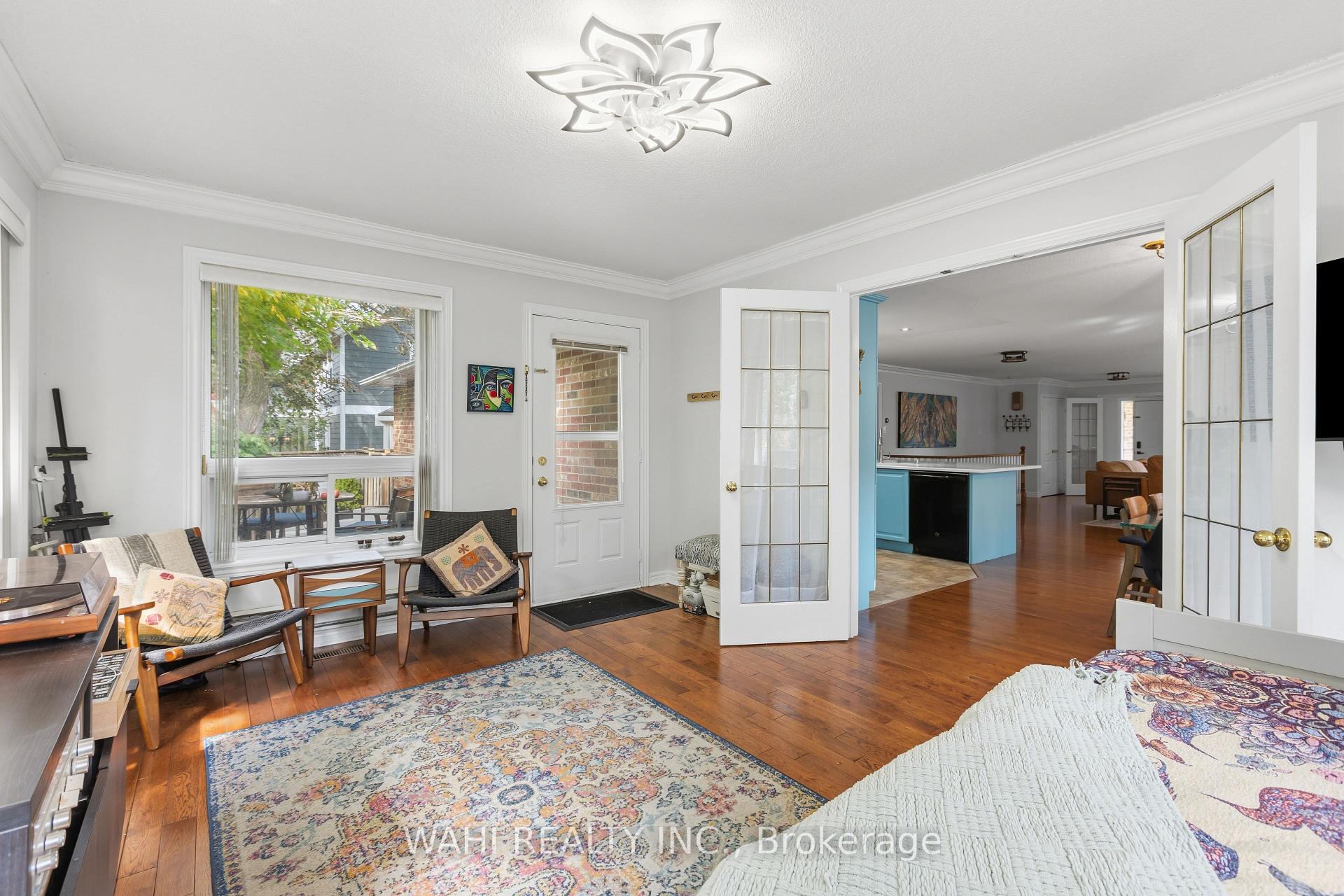 Photo 20 of 982 Glen View Avenue, Burlington, LaSalle — HOMEH
