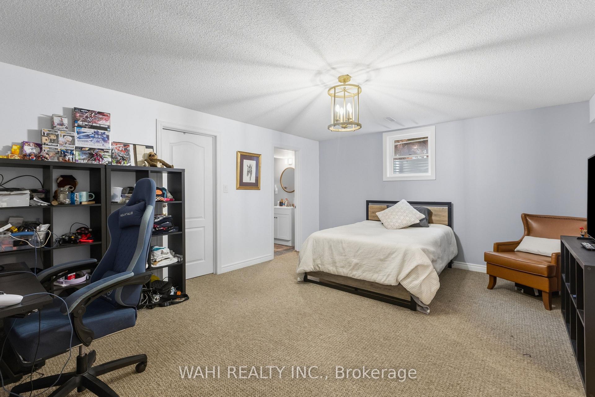 Photo 22 of 982 Glen View Avenue, Burlington, LaSalle — HOMEH
