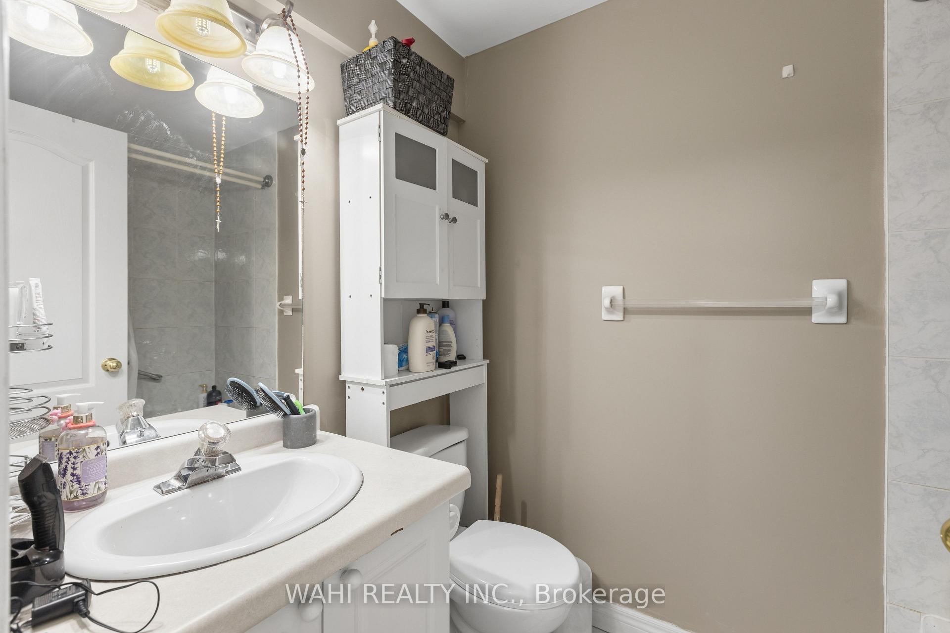 Photo 27 of 982 Glen View Avenue, Burlington, LaSalle — HOMEH