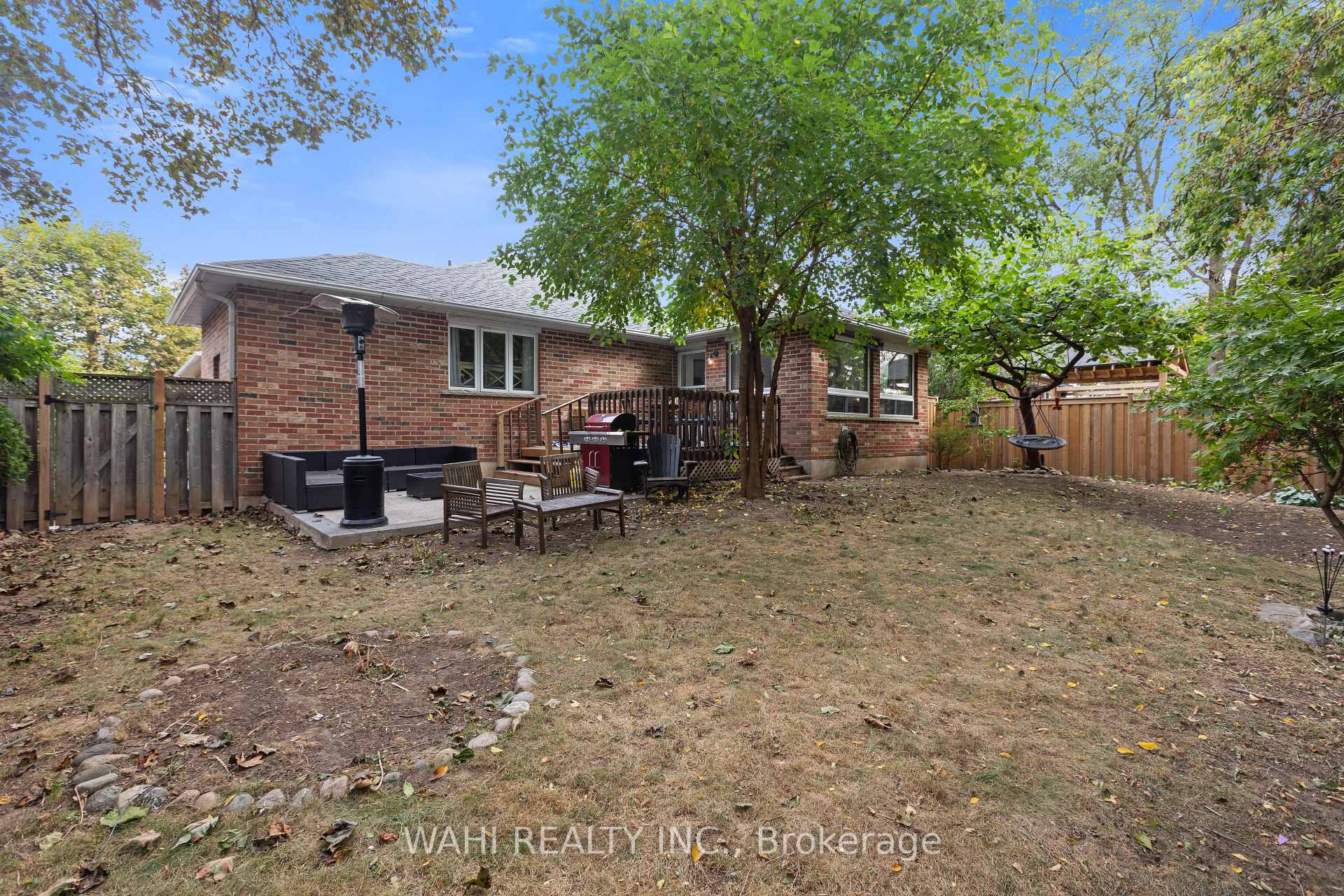 Photo 34 of 982 Glen View Avenue, Burlington, LaSalle — HOMEH