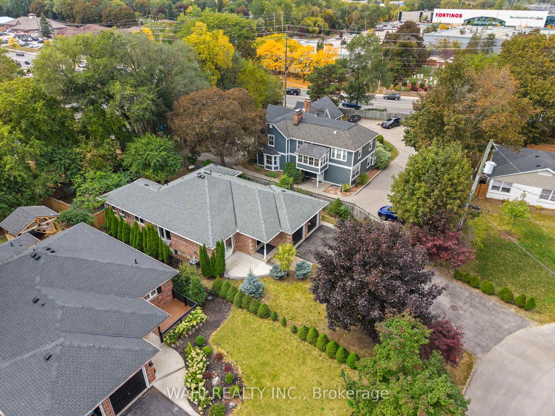 Photo 37 of 982 Glen View Avenue, Burlington, LaSalle — HOMEH