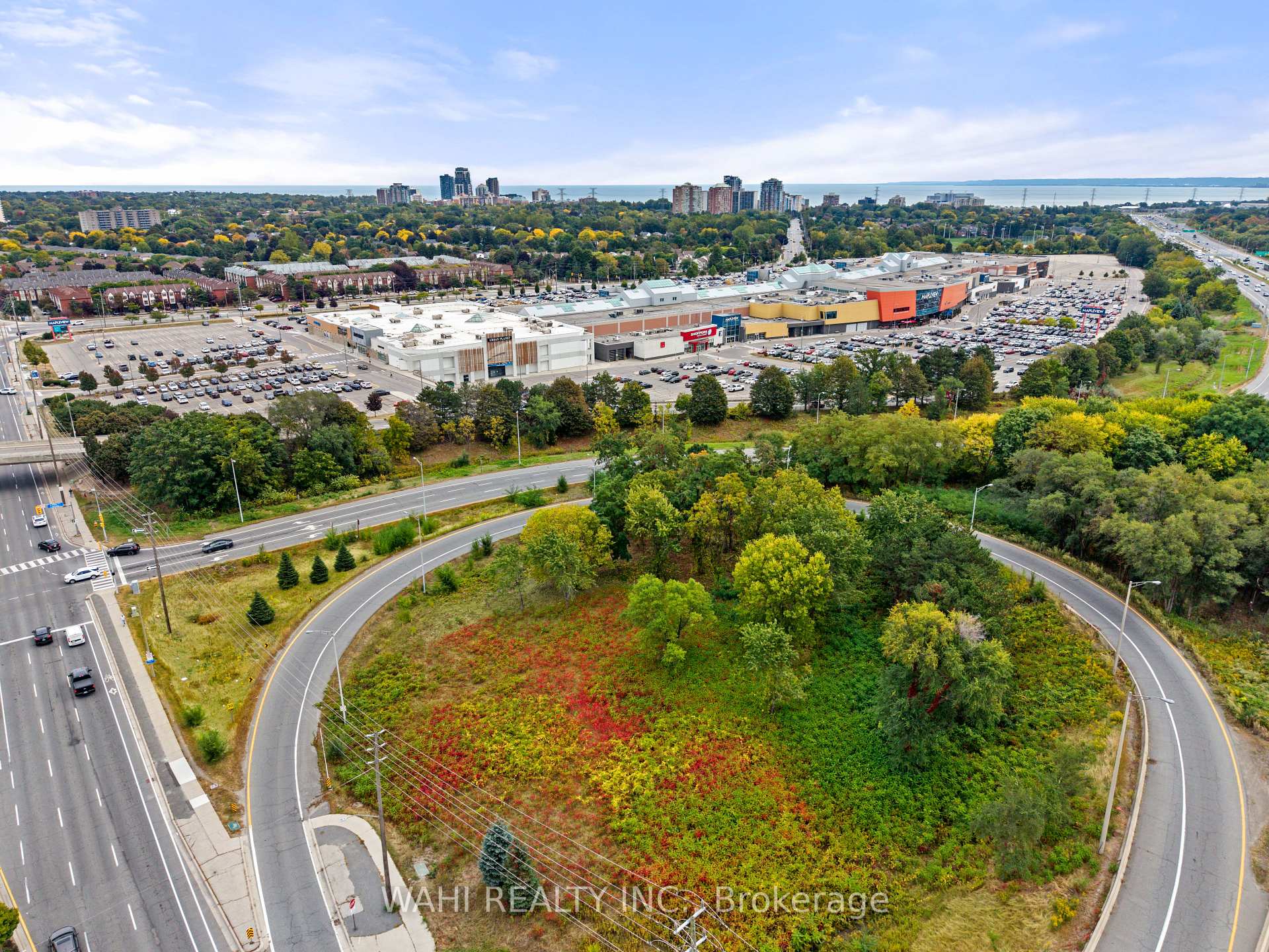 Photo 39 of 982 Glen View Avenue, Burlington, LaSalle — HOMEH