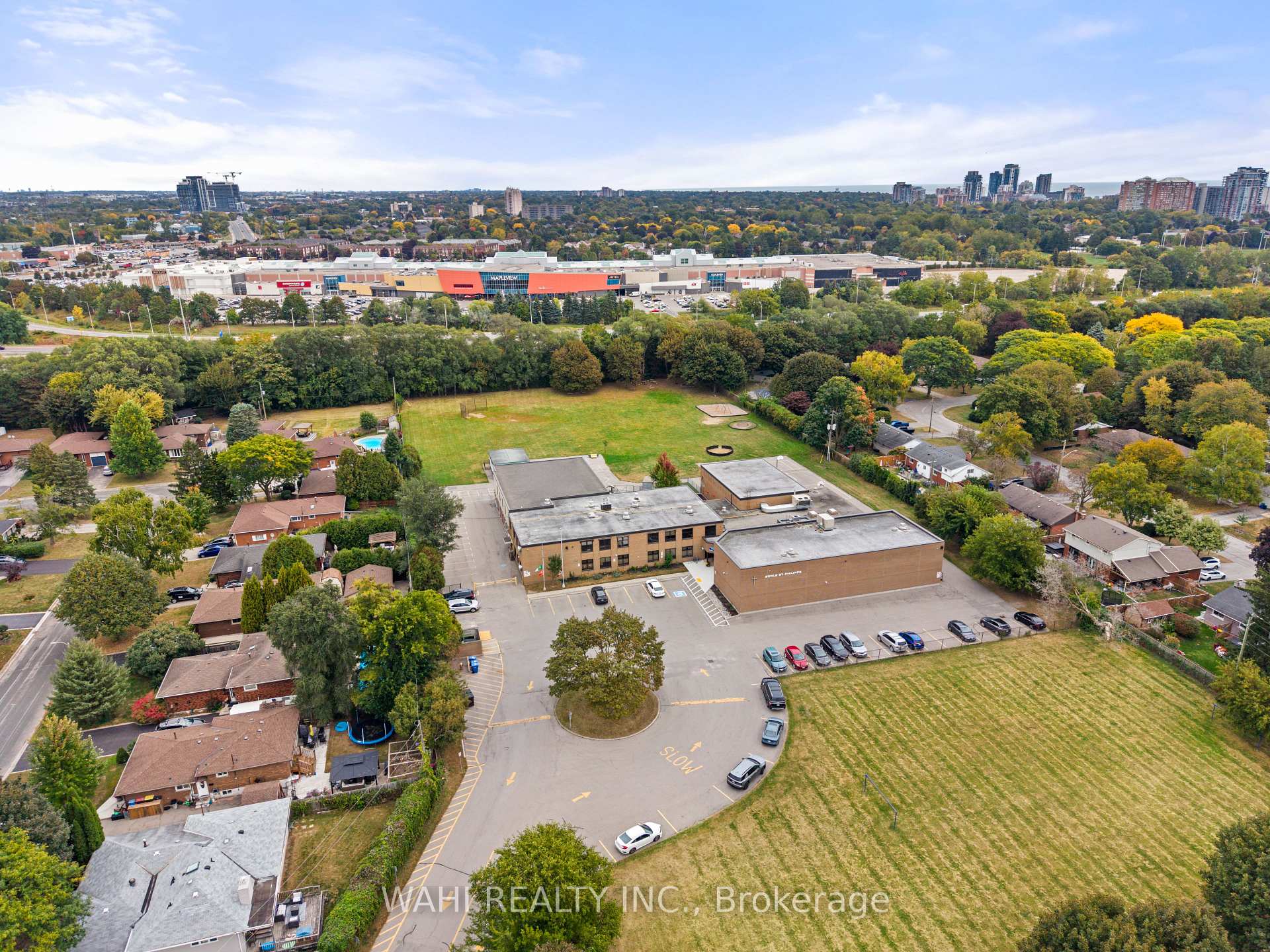 Photo 42 of 982 Glen View Avenue, Burlington, LaSalle — HOMEH